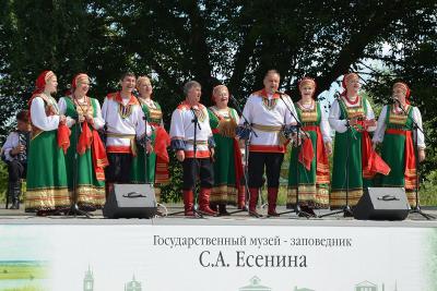 Рязанцев приглашают в Константиново на крокет и концерт