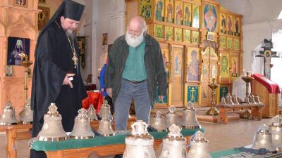 Сапожковцы подарили колокола храмам района