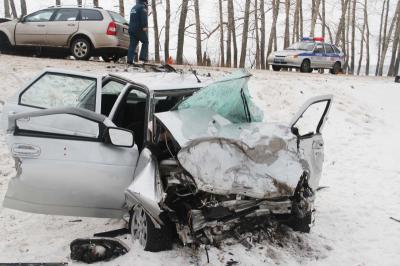 В Тульской области в ДТП погибли водитель и два пассажира машины с рязанскими номерами