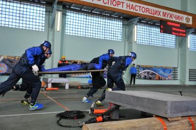 В Рязани завершились состязания на специальной полосе препятствий Кубка МЧС России по спасательному спорту