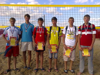Юные рязанцы добыли награды открытого первенства по пляжному волейболу