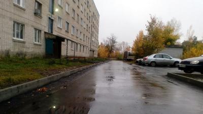 Пять дворов Новомичуринска обрели новый асфальт