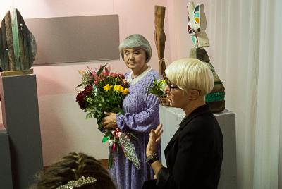 Раиса Лысенина отметила свой юбилей персональной выставкой