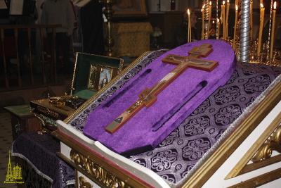 Рязанский митрополит совершил чин выноса Животворящего креста