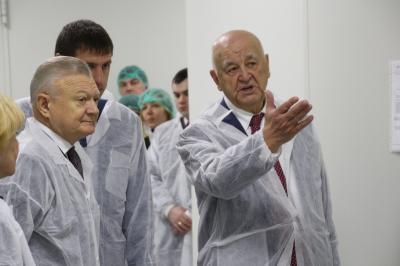 Рязанский губернатор оценил возможности Скопинского фармацевтического завода
