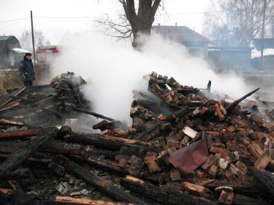 На пожаре в Рязанской области найдены останки заживо сгоревших детей