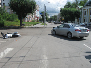 В Рязани в ДТП пострадали 16-летний скутерист и его пассажир