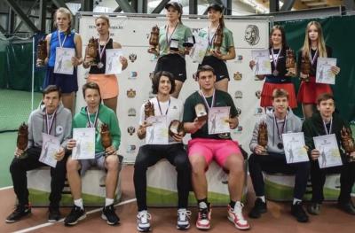В Рязани определились победители и призёры теннисного Кубка Озерова