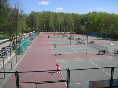 В Рязани стартовали соревнования открытого первенства области по теннису