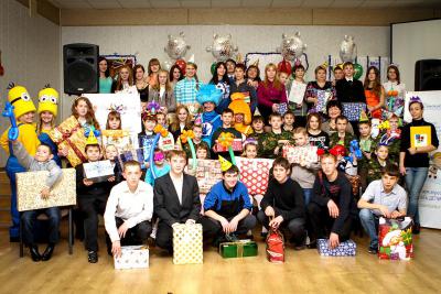 Воспитанникам Солотчинской школы-интерната вручили персональные подарки