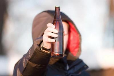 Скопинской продавщице грозит уголовная ответственность за продажу пива несовершеннолетней