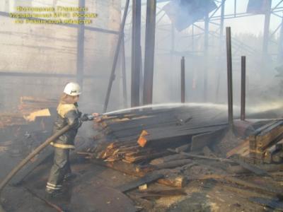 В Шиловском районе сгорел трёхквартирный жилой дом