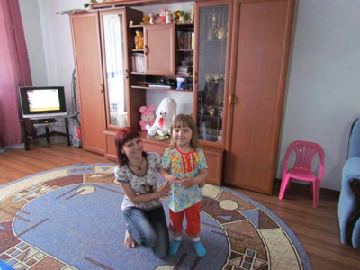Сотрудники приёмной «Единой России» помогли молодой жительнице Ряжска с квартирой