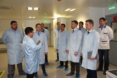 Сбербанк: Руководители рязанского отделения посетили завод по производству светотехнического оборудования