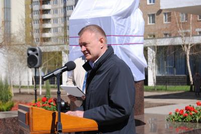 Олег Ковалёв поздравил рязанцев с Днём весны и труда