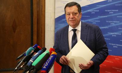 Николай Любимов отметил вклад Андрея Макарова в рост доходов областного бюджета