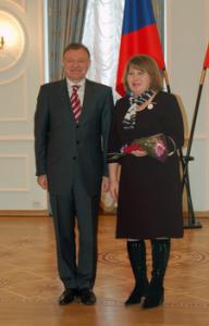 Губернатор Олег Ковалёв принял участие в церемонии награждения представителей «золотого профессионального фонда области»