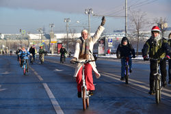Рязанцев зовут в Москву на зимний велопарад