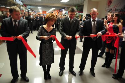 «Барс»: В Торговом центре на Московском шоссе открылись новые торговые помещения