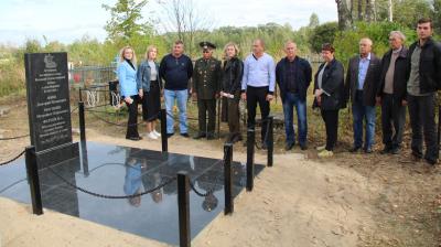 В Пителинском районе установили памятник военным лётчикам