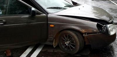На Московском шоссе в Рязани столкнулись два отечественных автомобиля