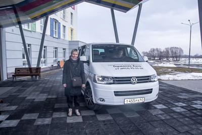 «Автоимпорт»: Светлана Сурганова покаталась по Рязани на Volkswagen Multivan
