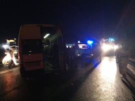 При столкновении маршрутки и КамАЗа в Рыбновском районе пострадали восемь человек