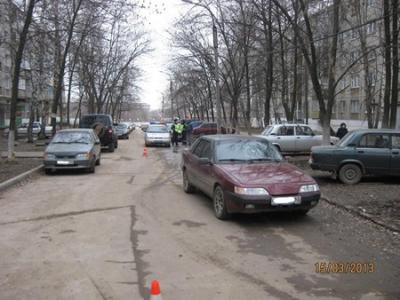 На улице Зубковой Рязани восьмилетний мальчик попал под колёса иномарки