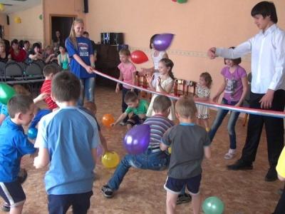 Единороссы провели весёлый детский праздник