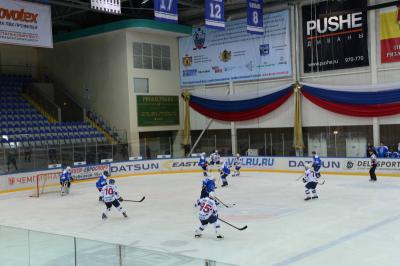 Московские полицейские обыграли рязанских в товарищеском матче по хоккею
