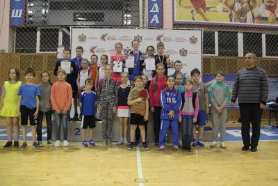 В рыбновской «Звезде» юные теннисисты разыграли награды первенства области