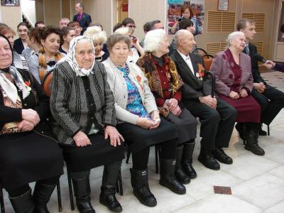 Труженикам тыла из Хирино вручили медали «70 лет Победы в Великой Отечественной войне»
