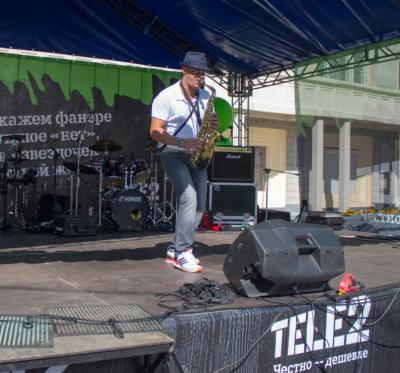 Tele2: Компания приглашает рязанцев на выступление музыкантов