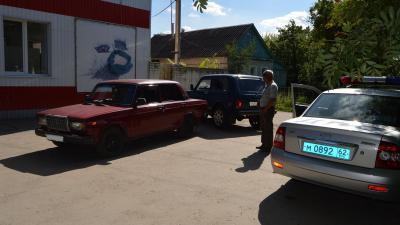 В Милославском автоледи на «семёрке» врезалась в «Ниву», после чего скрылась