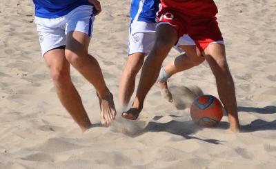Второй раунд чемпионата Рязанской области по пляжному футболу выходит на финиш