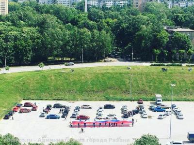В Рязани прошёл автомобильный флешмоб, посвящённый Дню России