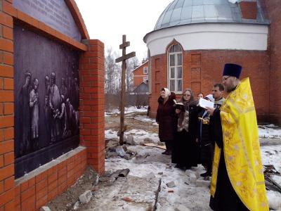 В Рязани освящён первый экземпляр памятника в честь 400-летия воцарения дома Романовых