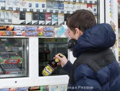 В Рязани регулярно продают спиртное несовершеннолетним