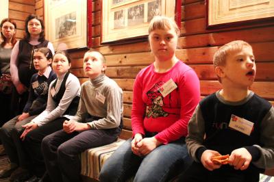 Особенные юные рязанцы побывали в доме академика Ивана Павлова