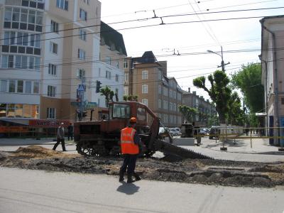 На пересечении улиц Свободы и Горького в Рязани ремонтируют теплотрассу