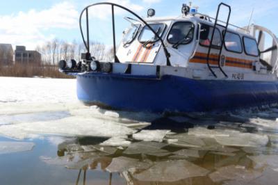 Рязанцам напомнили об опасности выхода на тонкий лёд