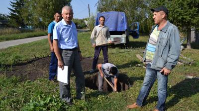 Строители хотят вырыть колодец в Пронске за один день