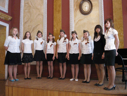 Рязанская школьница исполнила песню Селин Дион