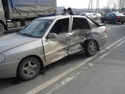 Автоледи на Chery решила не уступать дорогу ВАЗ-2107 в Рязани