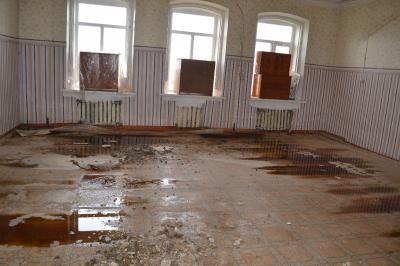 В Пронском районе дождь затопил школу