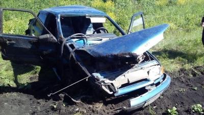 В Милославском районе «пятнашка» опрокинулась в кювет, пострадали два человека