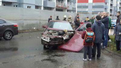На улице Бирюзова в Рязани произошла серьёзная авария