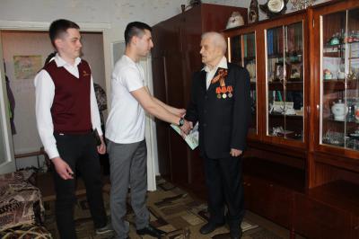 Молодые специалисты Рязанской НПК поздравляют ветеранов войны с 9 Мая