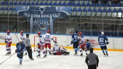 МХК «Рязань» уступил в последнем контрольном матче «Академии Михайлова»