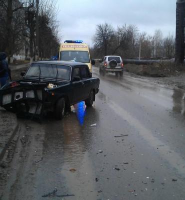 На улице Тимуровцев автоледи на «семёрке» не уступила «четырнадцатой»